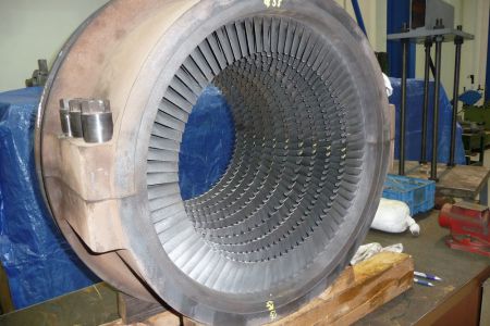 foto/opravy-turbin/opravy-rotoru-parnich-spalovacich-plynovych-a-vodnich-turbin-vcetne-prelopatkovani/15.JPG