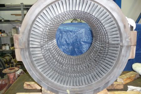foto/opravy-turbin/opravy-rotoru-parnich-spalovacich-plynovych-a-vodnich-turbin-vcetne-prelopatkovani/16.JPG